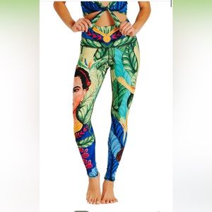 Yoga Democracy Frida Leggings